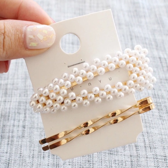 gallery_of_gems Accessories - Elegant Faux Pearl Gold Hair Clip Barrette Set!